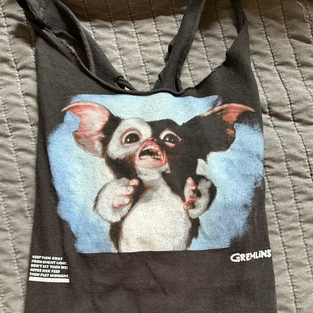 Gizmo tank